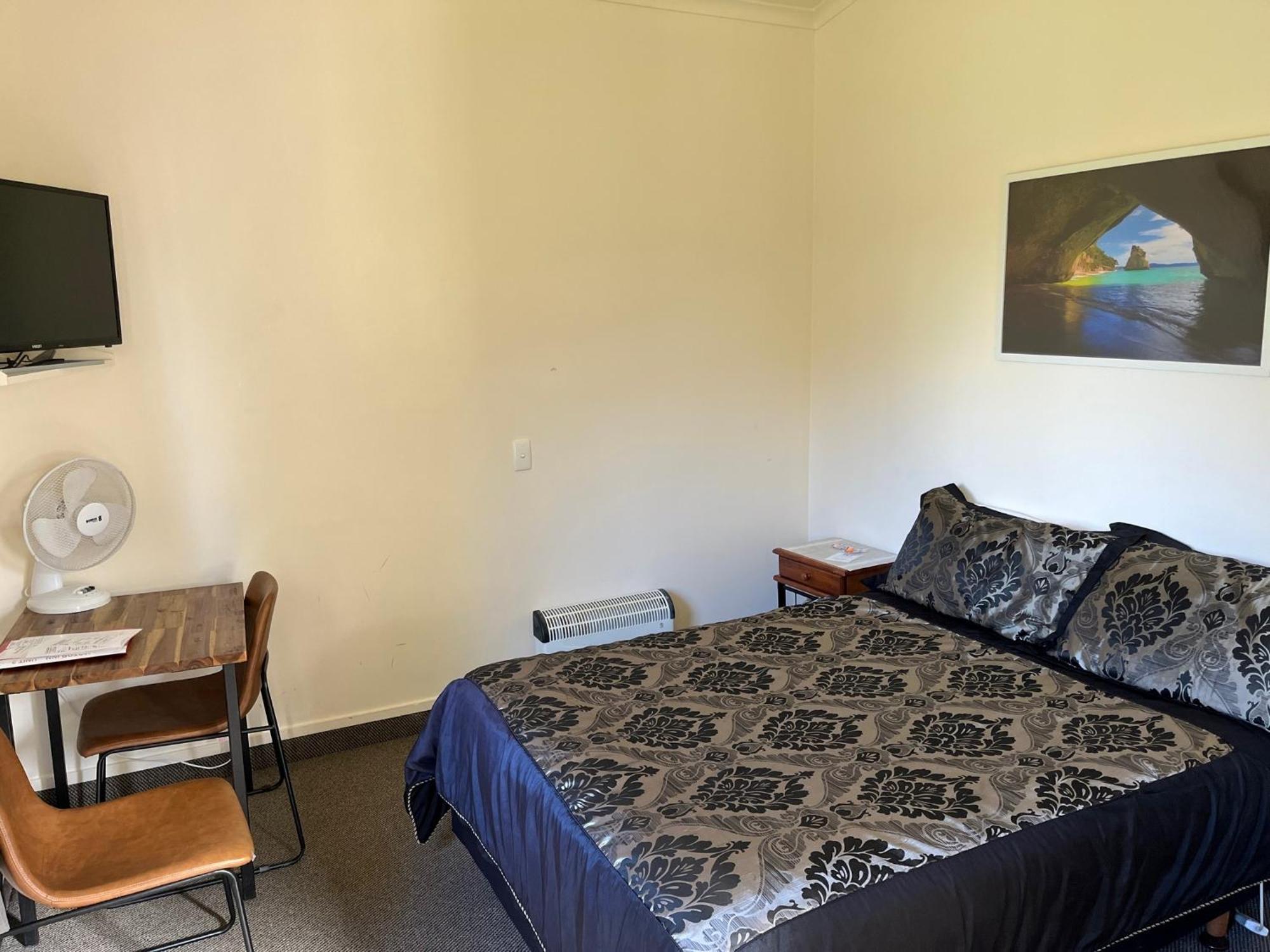Caves Motor Inn Te Kuiti Buitenkant foto