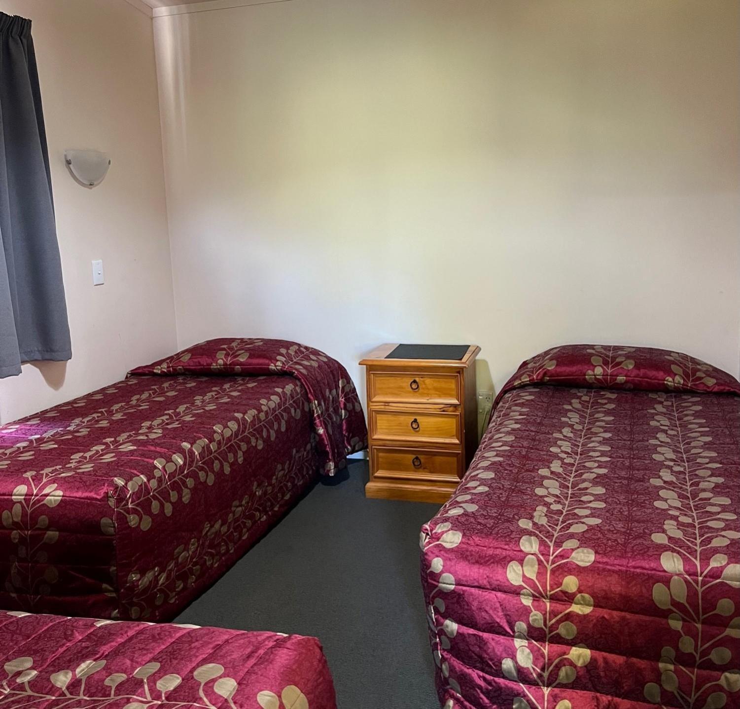 Caves Motor Inn Te Kuiti Buitenkant foto