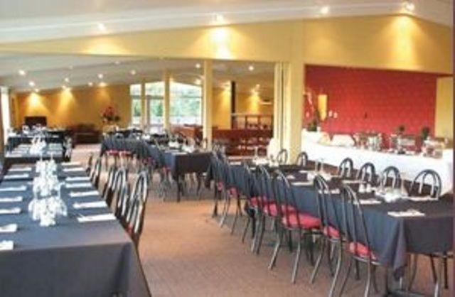 Caves Motor Inn Te Kuiti Buitenkant foto